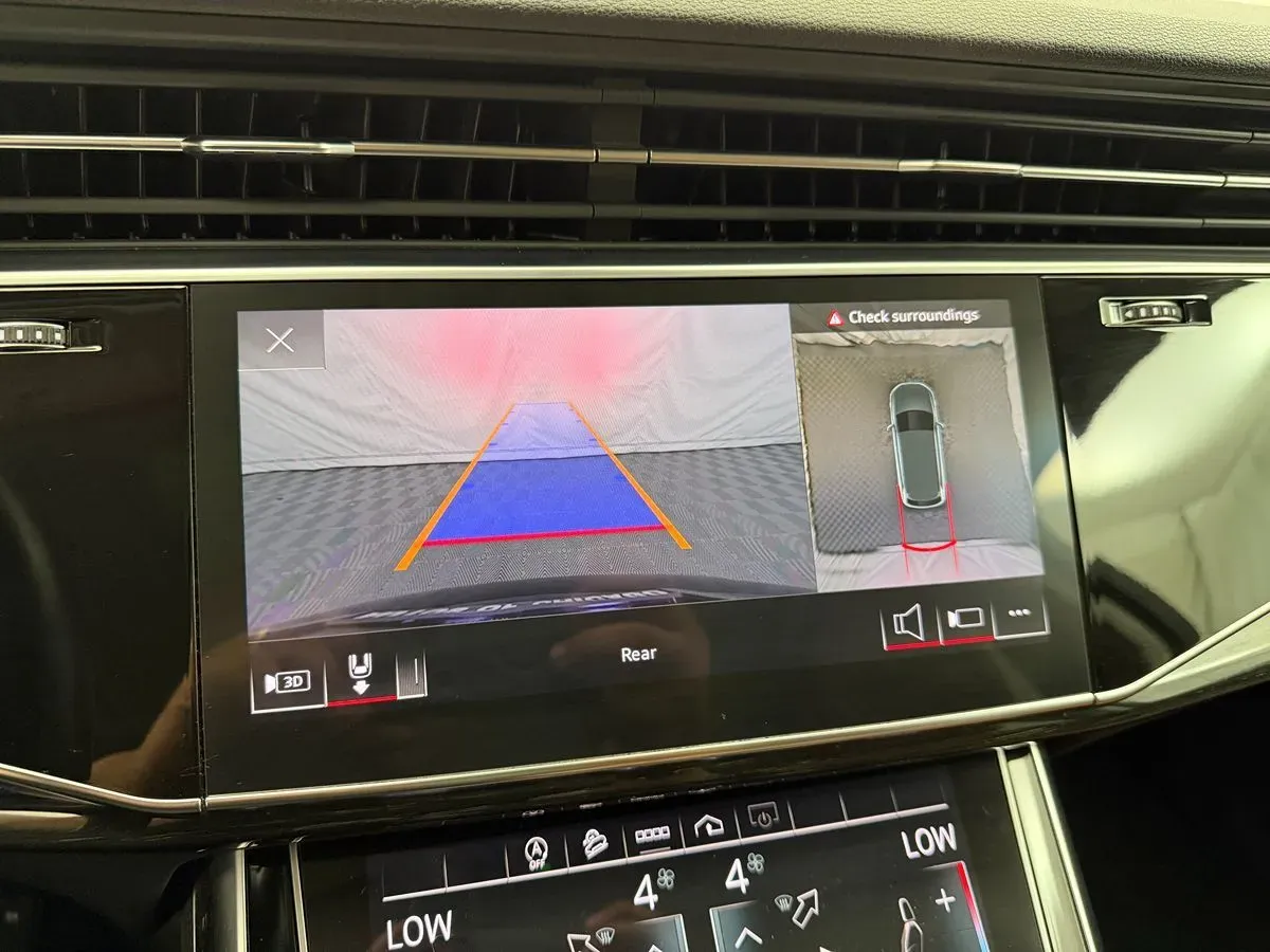 Audi Q7 photo 20