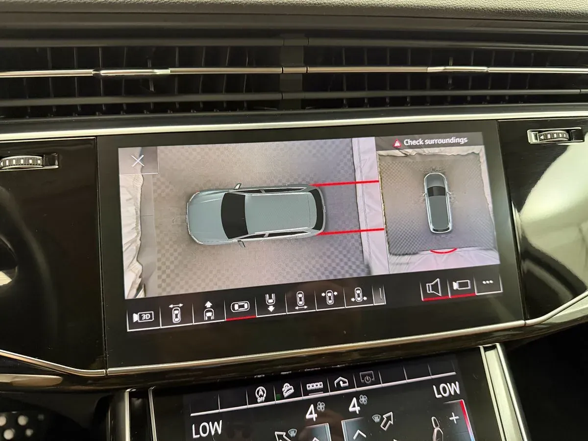 Audi Q7 photo 23