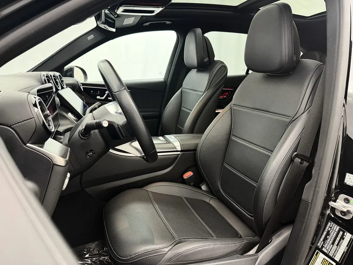 Mercedes-Benz GLC photo 8