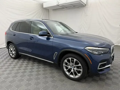 Another view of 2022 BMW X5 xDrive40i for sale in Arlington Heights, IL at Autos of Chicago