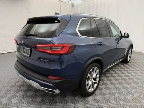 More photos of 2022 BMW X5 xDrive40i at Autos of Chicago, IL