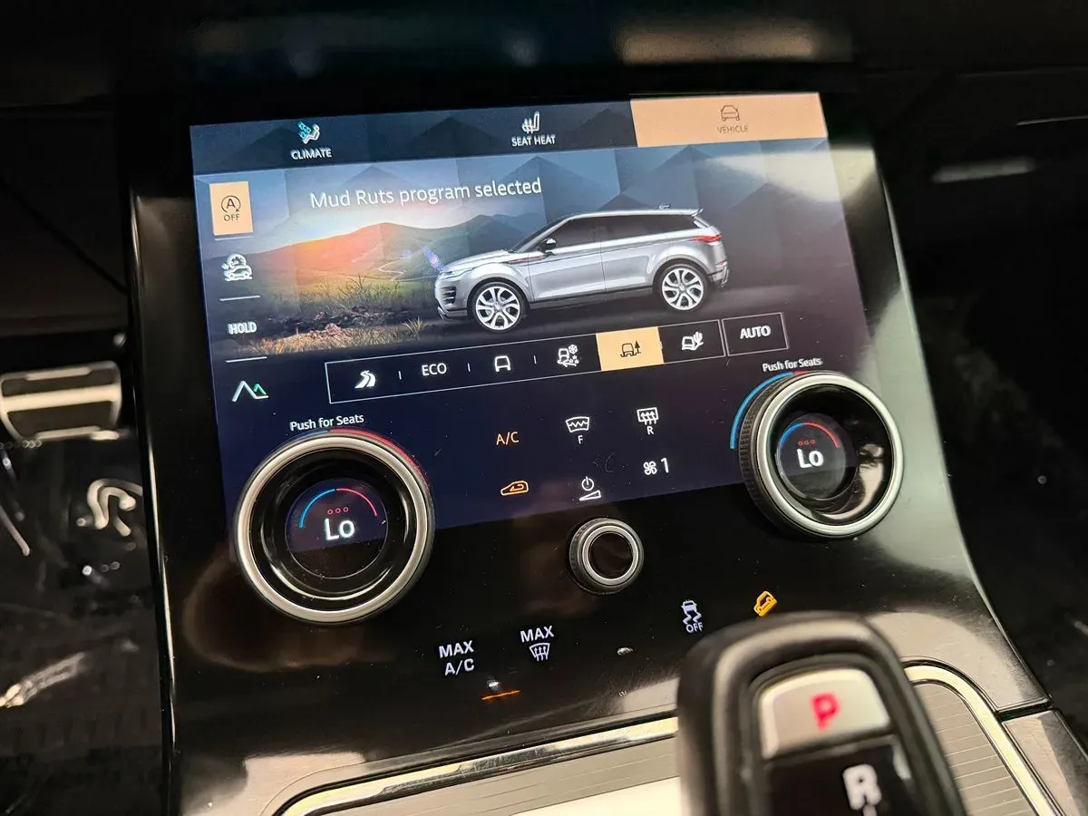 Land Rover Range Rover Evoque photo 48