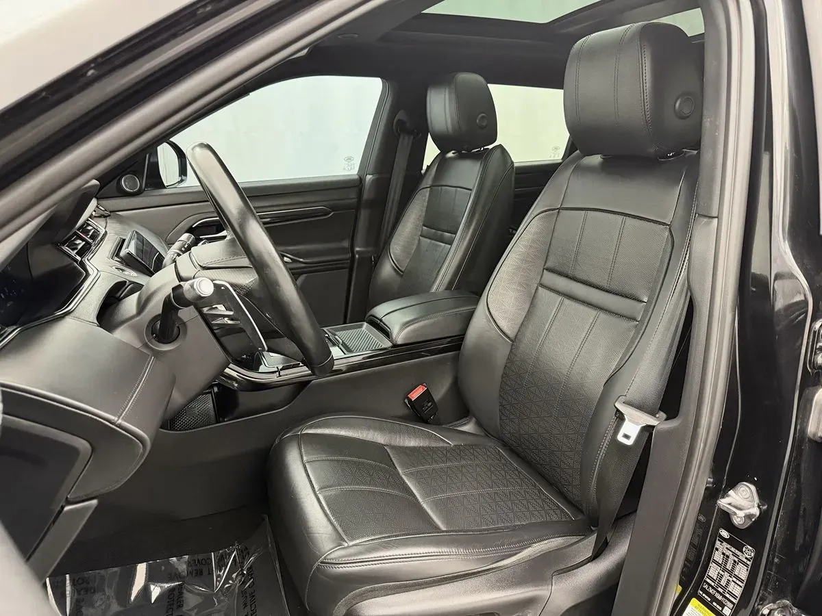 Land Rover Range Rover Evoque photo 10