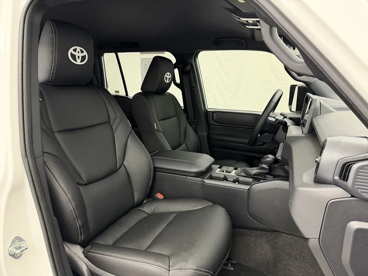 Toyota Land Cruiser photo 28