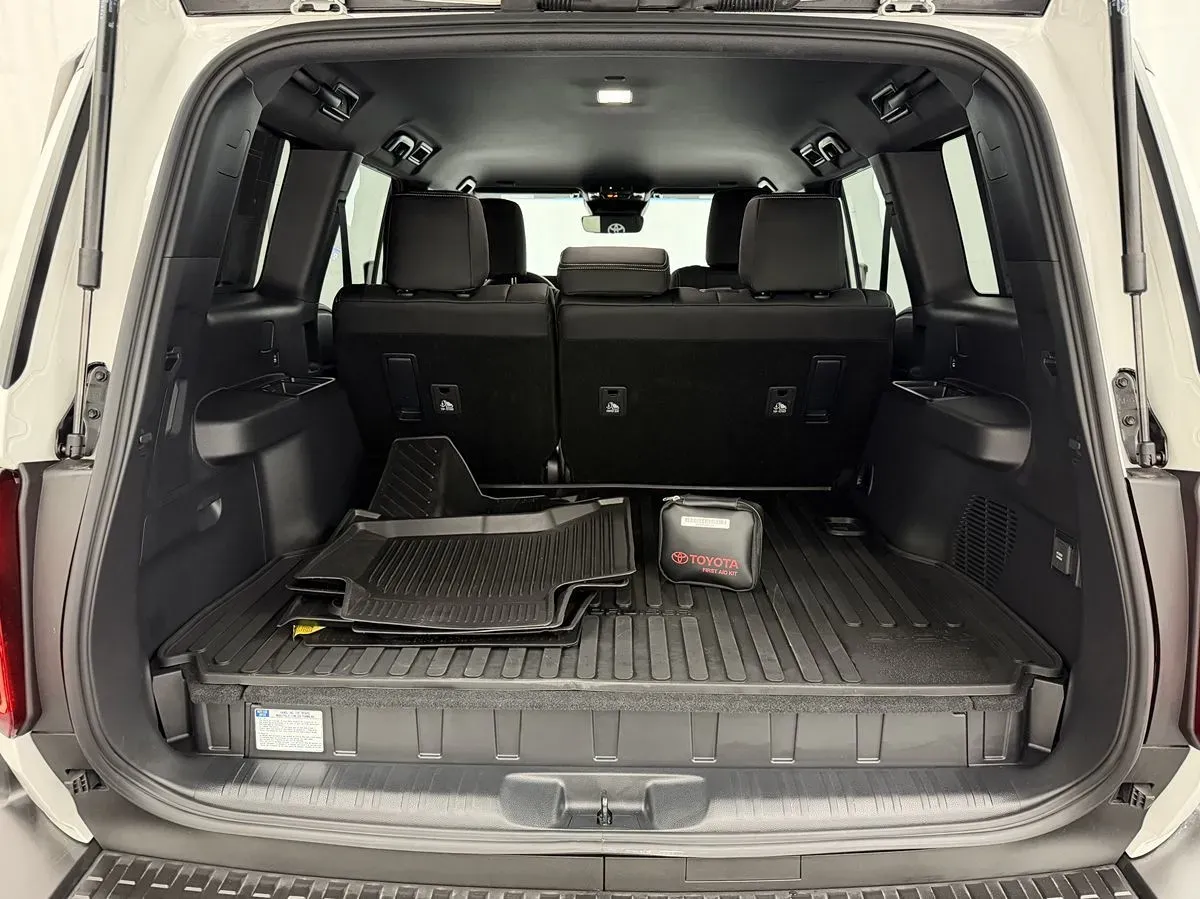 Toyota Land Cruiser photo 30