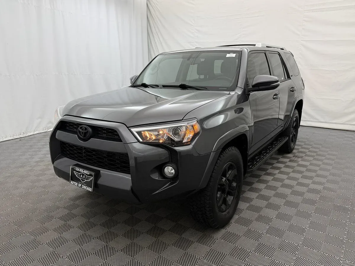 Toyota 4Runner photo 2