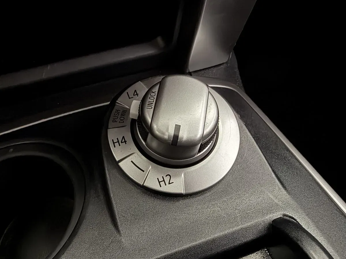 Toyota 4Runner photo 21