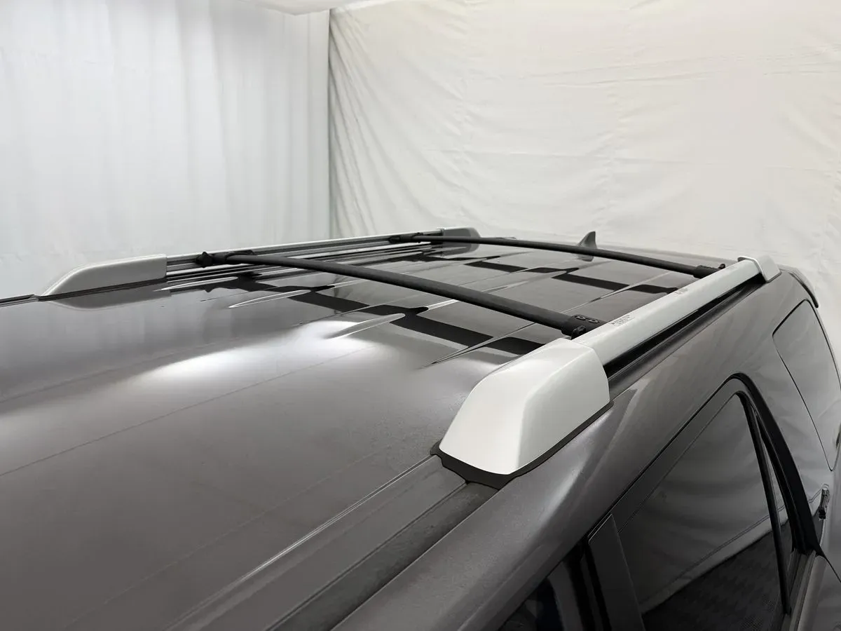 Toyota 4Runner photo 8