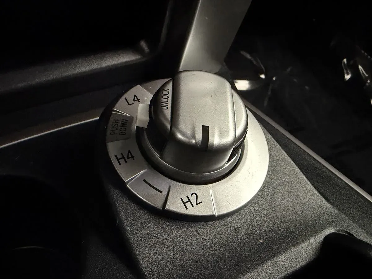 Toyota 4Runner photo 24