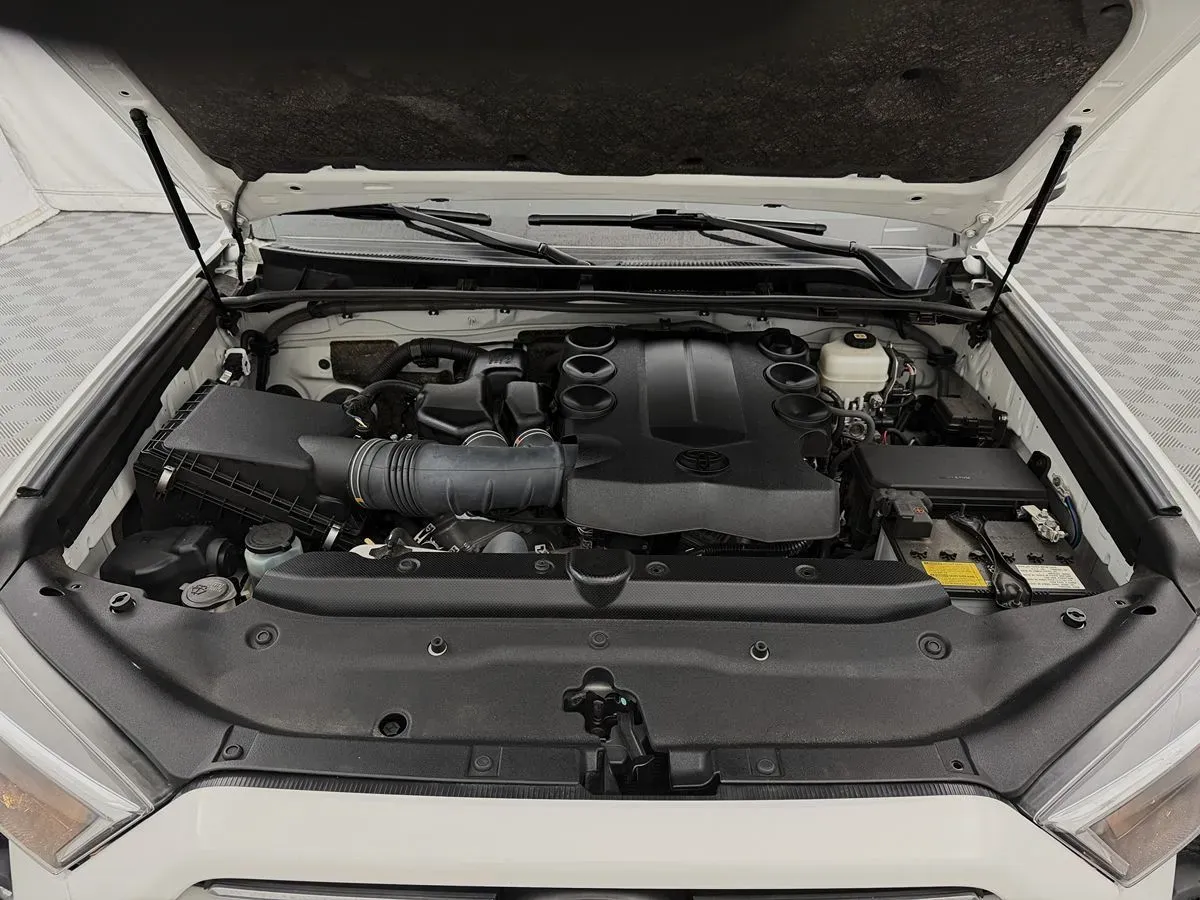 Toyota 4Runner photo 34