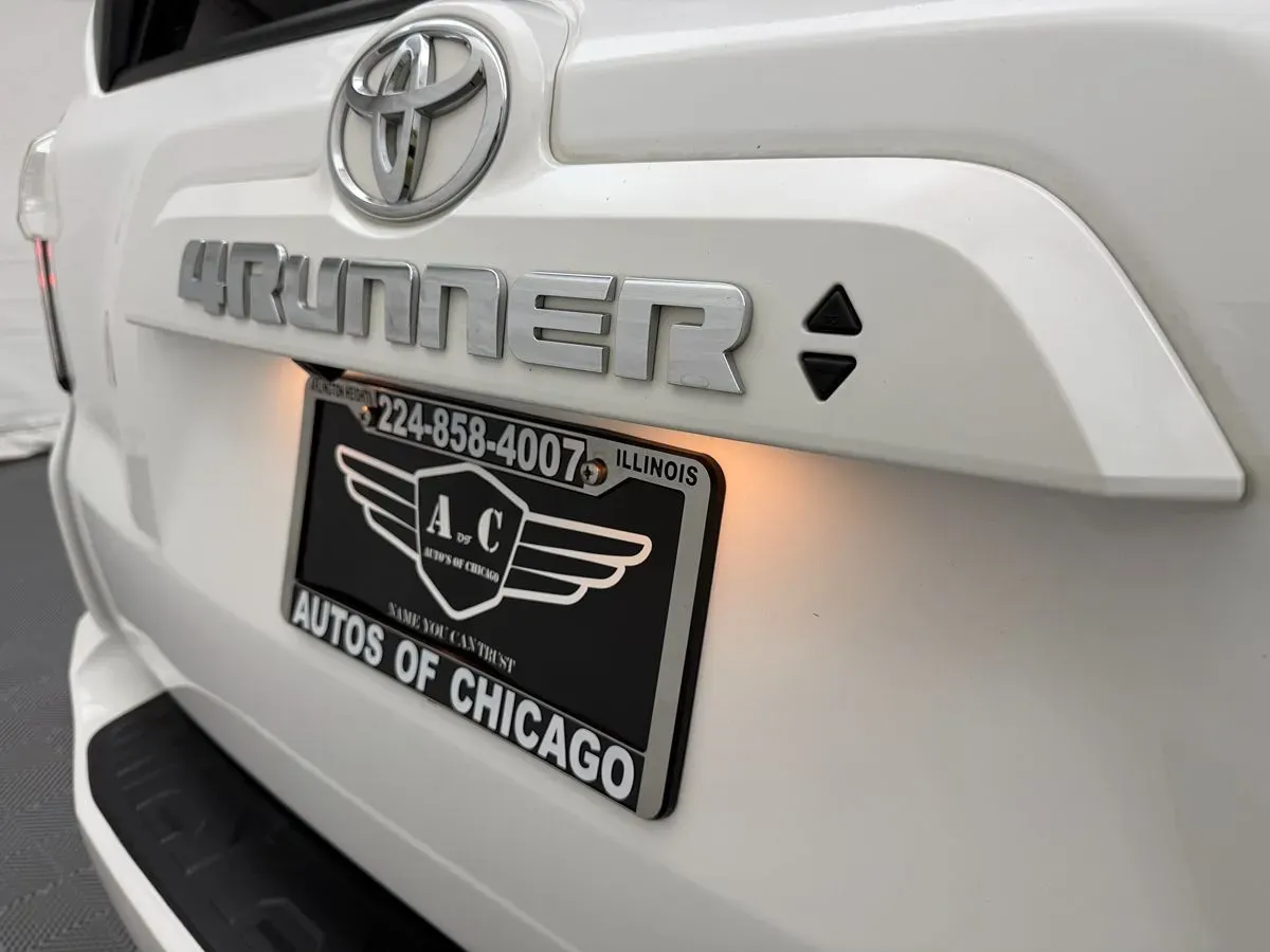 Toyota 4Runner photo 6