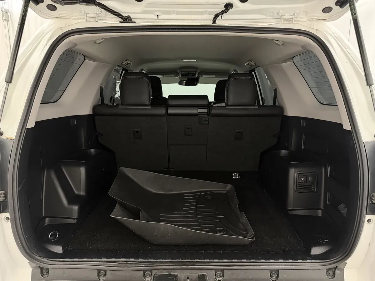 Toyota 4Runner photo 31