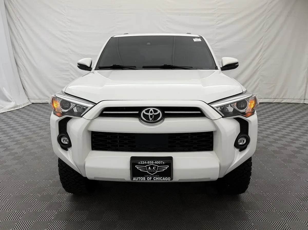 Toyota 4Runner photo 2