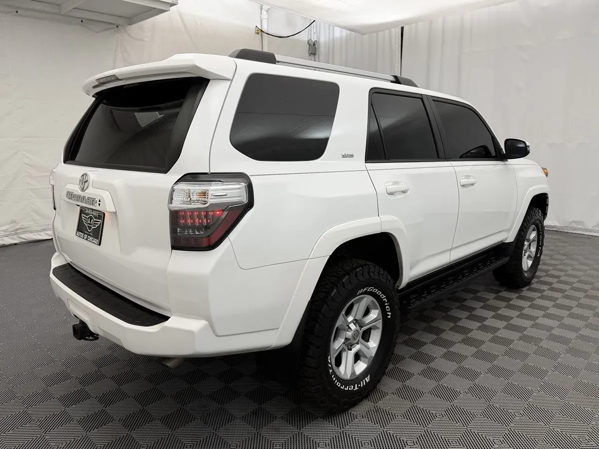 Toyota 4Runner photo 4