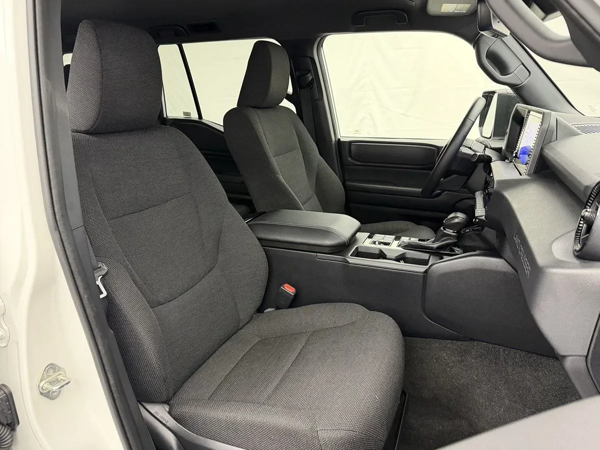 Toyota Land Cruiser photo 27