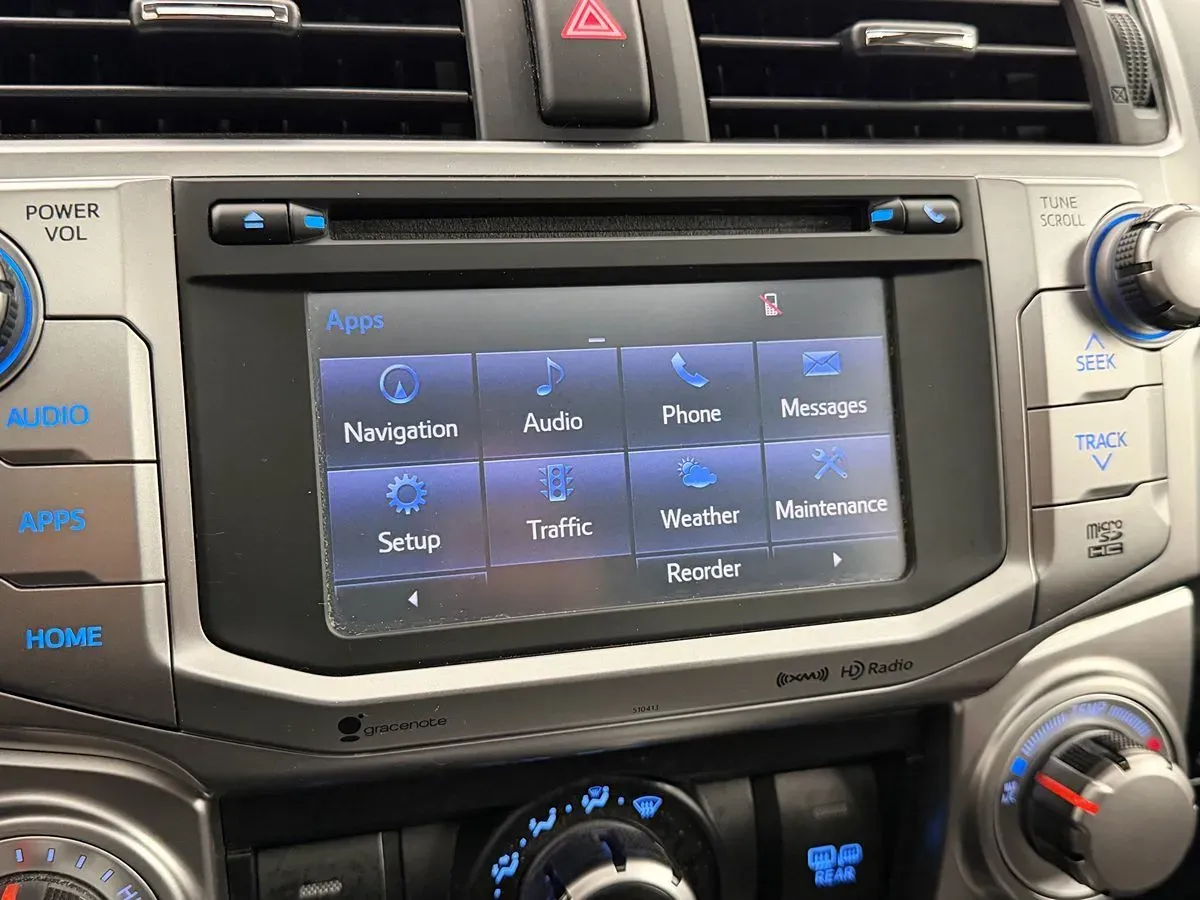 Toyota 4Runner photo 17