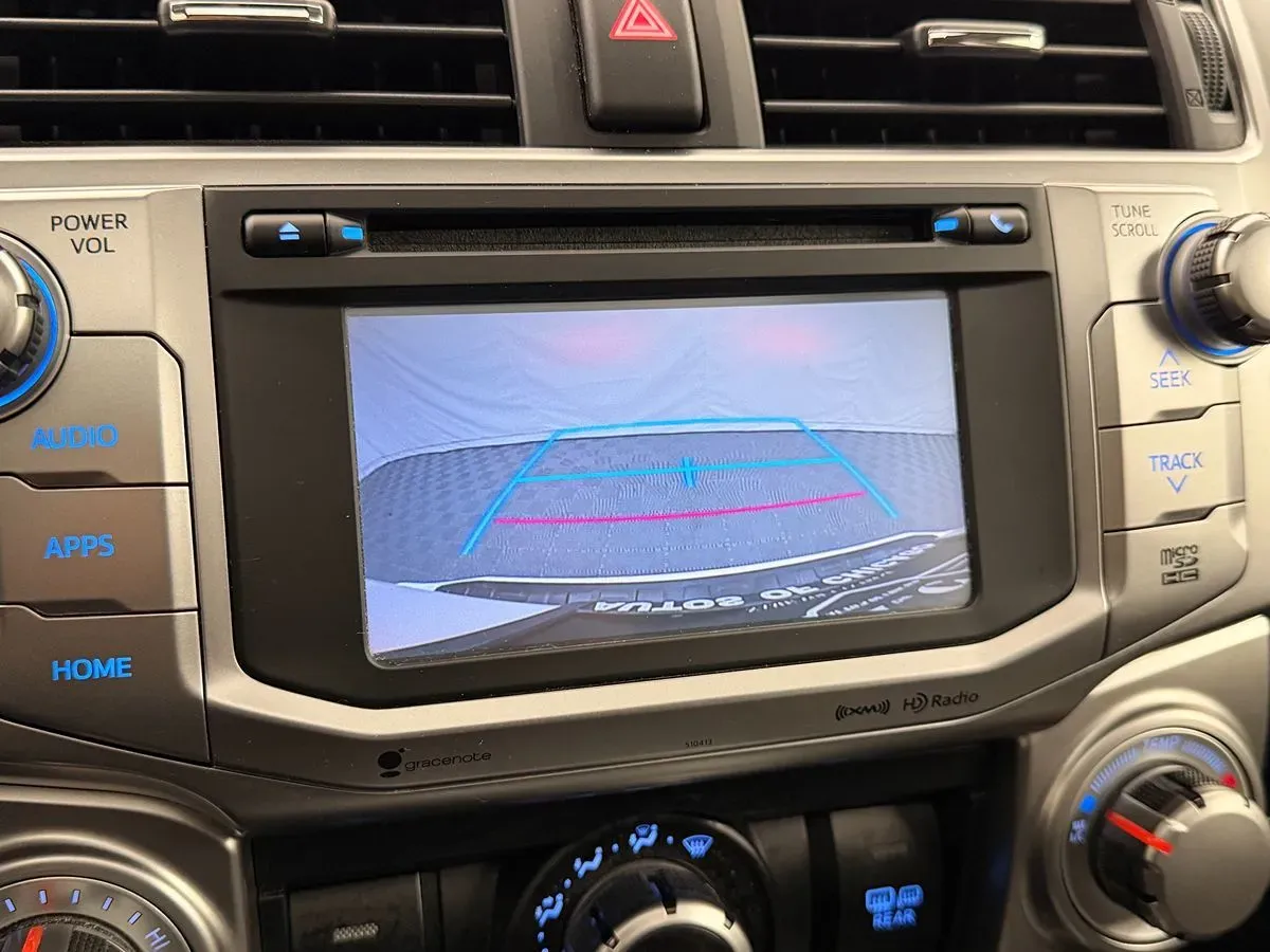 Toyota 4Runner photo 15