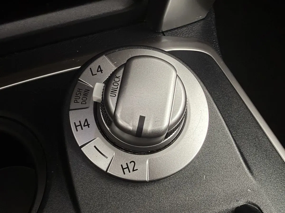 Toyota 4Runner photo 20