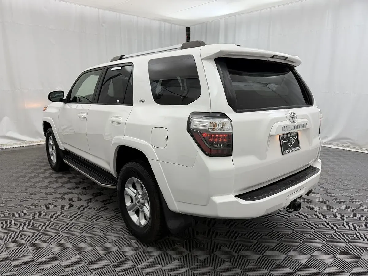 Toyota 4Runner photo 7