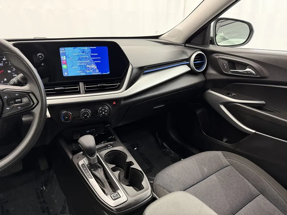 Chevrolet Trax photo 13
