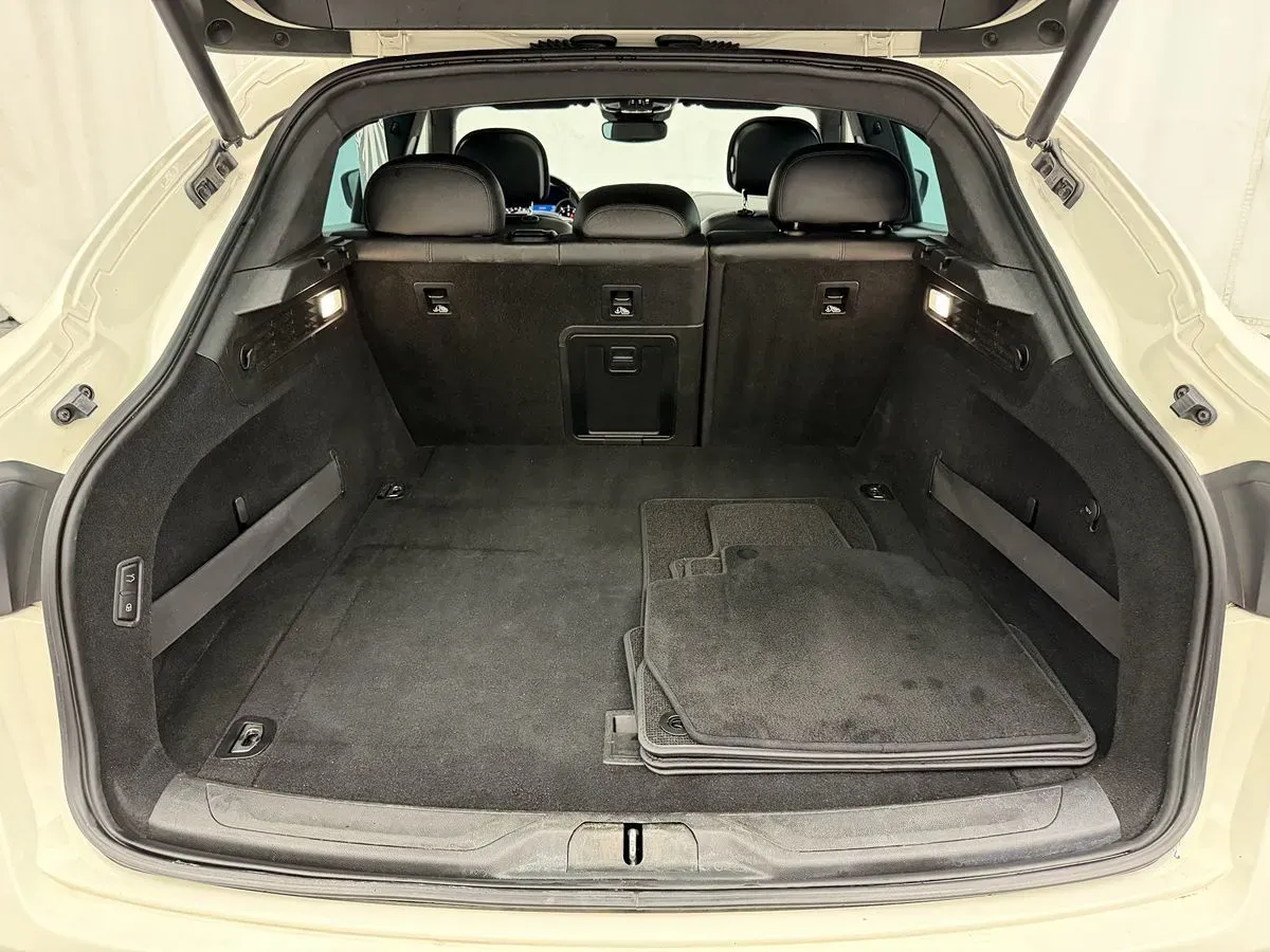 Maserati Levante photo 27