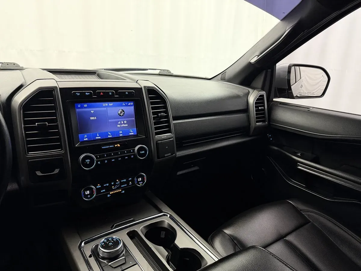 Ford Expedition photo 13