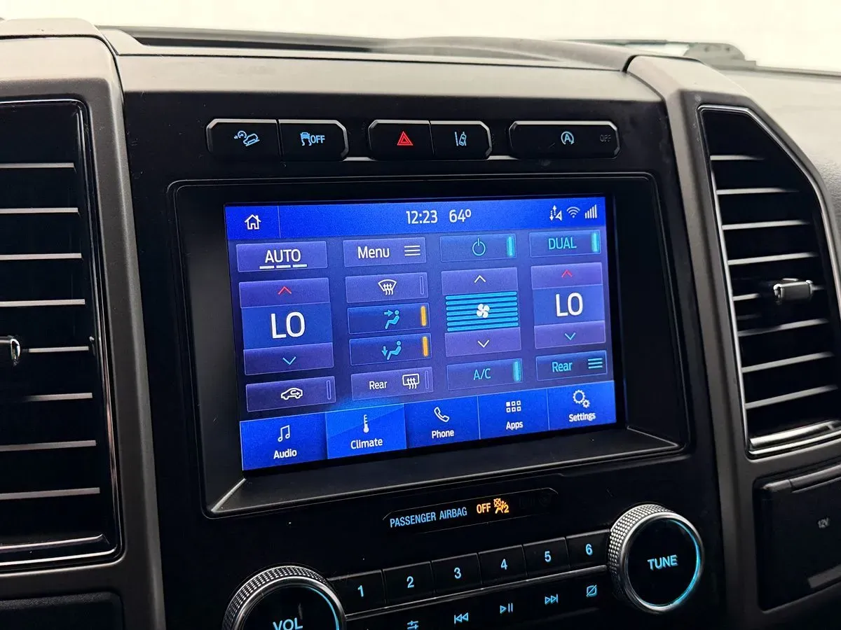 Ford Expedition photo 15