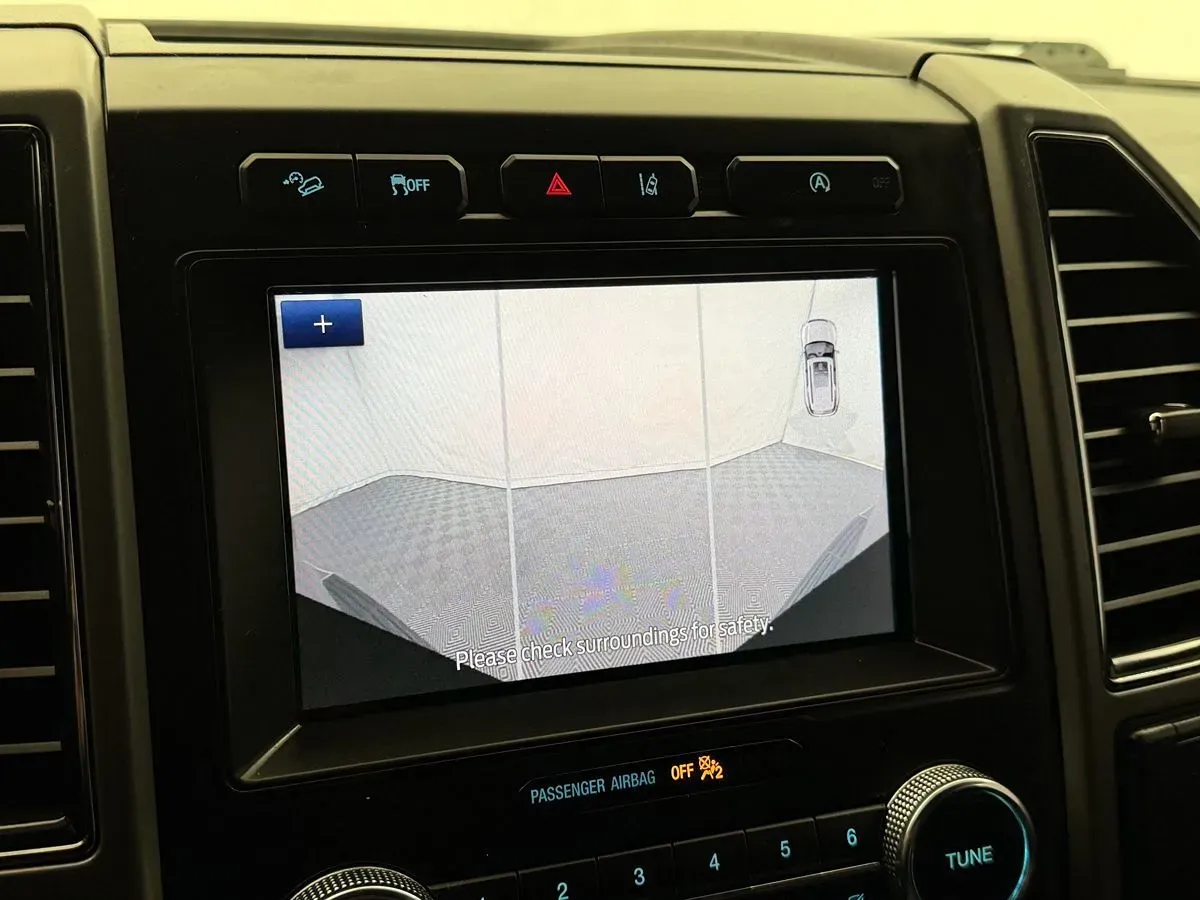 Ford Expedition photo 14
