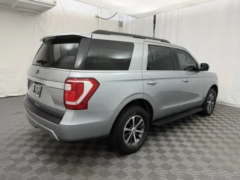 More photos of 2020 Ford Expedition XLT at Autos of Chicago, IL