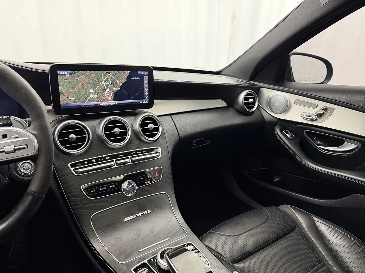 Mercedes-Benz C-Class photo 20