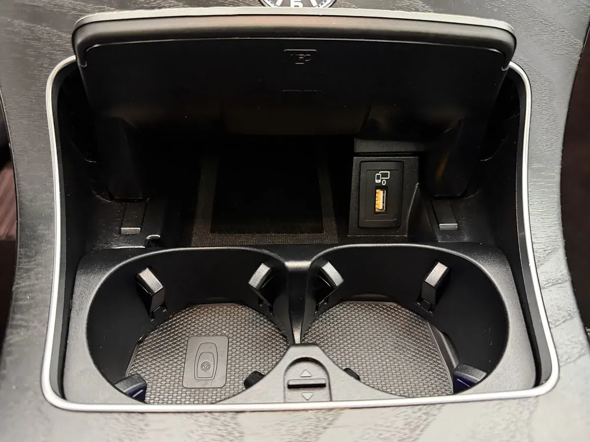 Mercedes-Benz C-Class photo 42