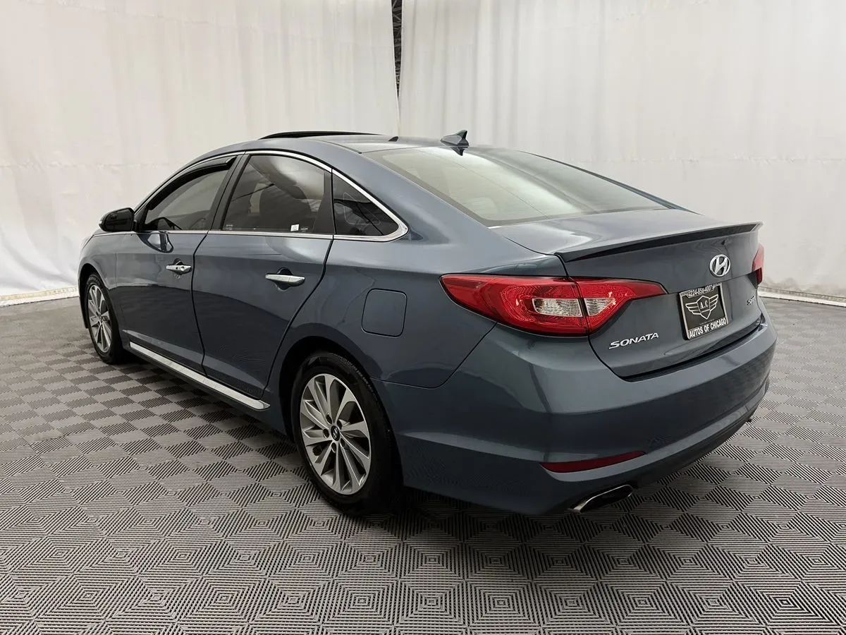 Hyundai Sonata photo 5