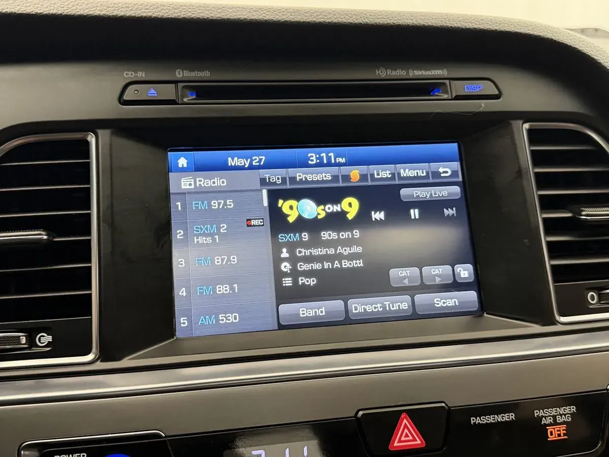 Hyundai Sonata photo 19