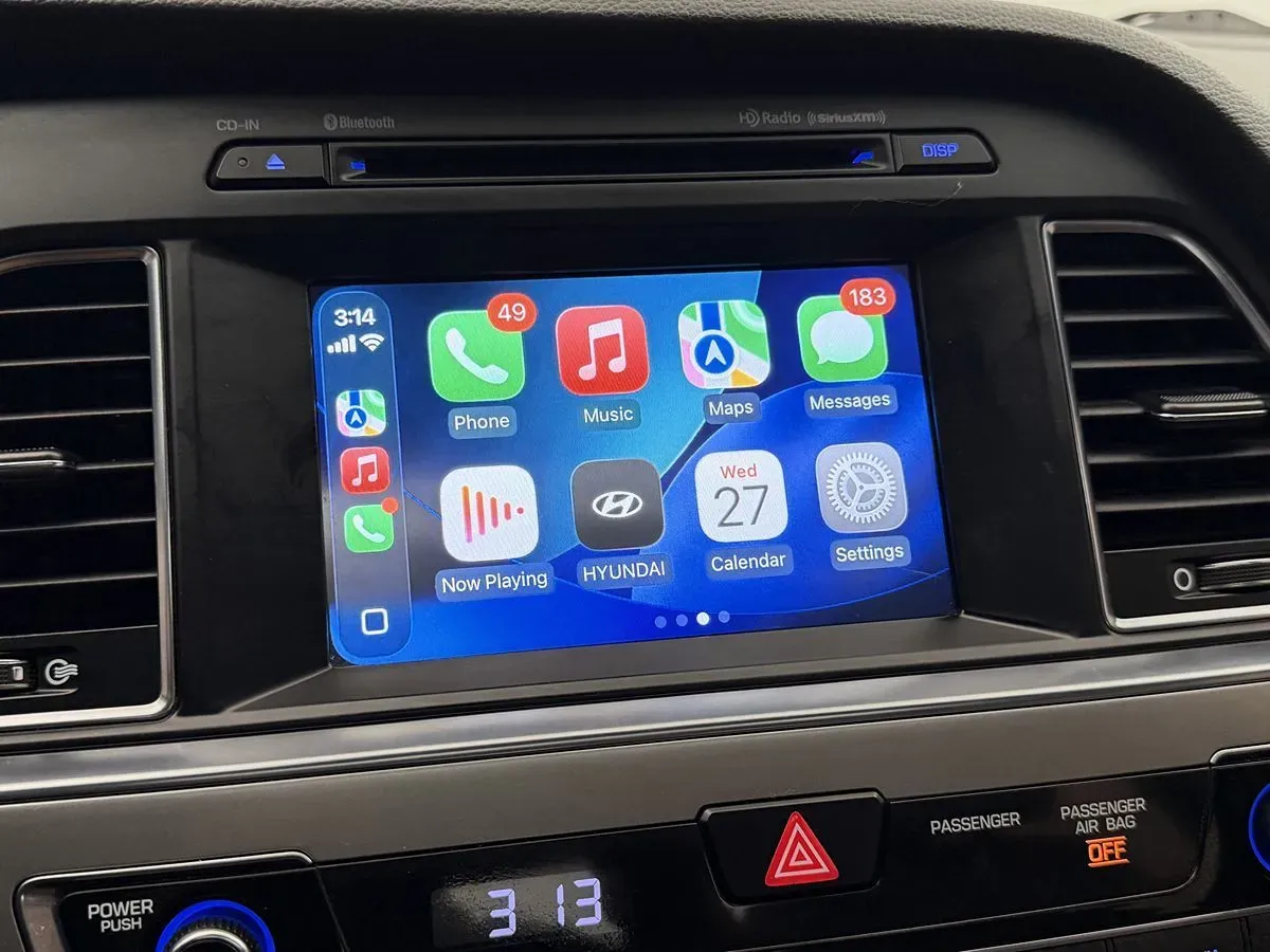 Hyundai Sonata photo 18