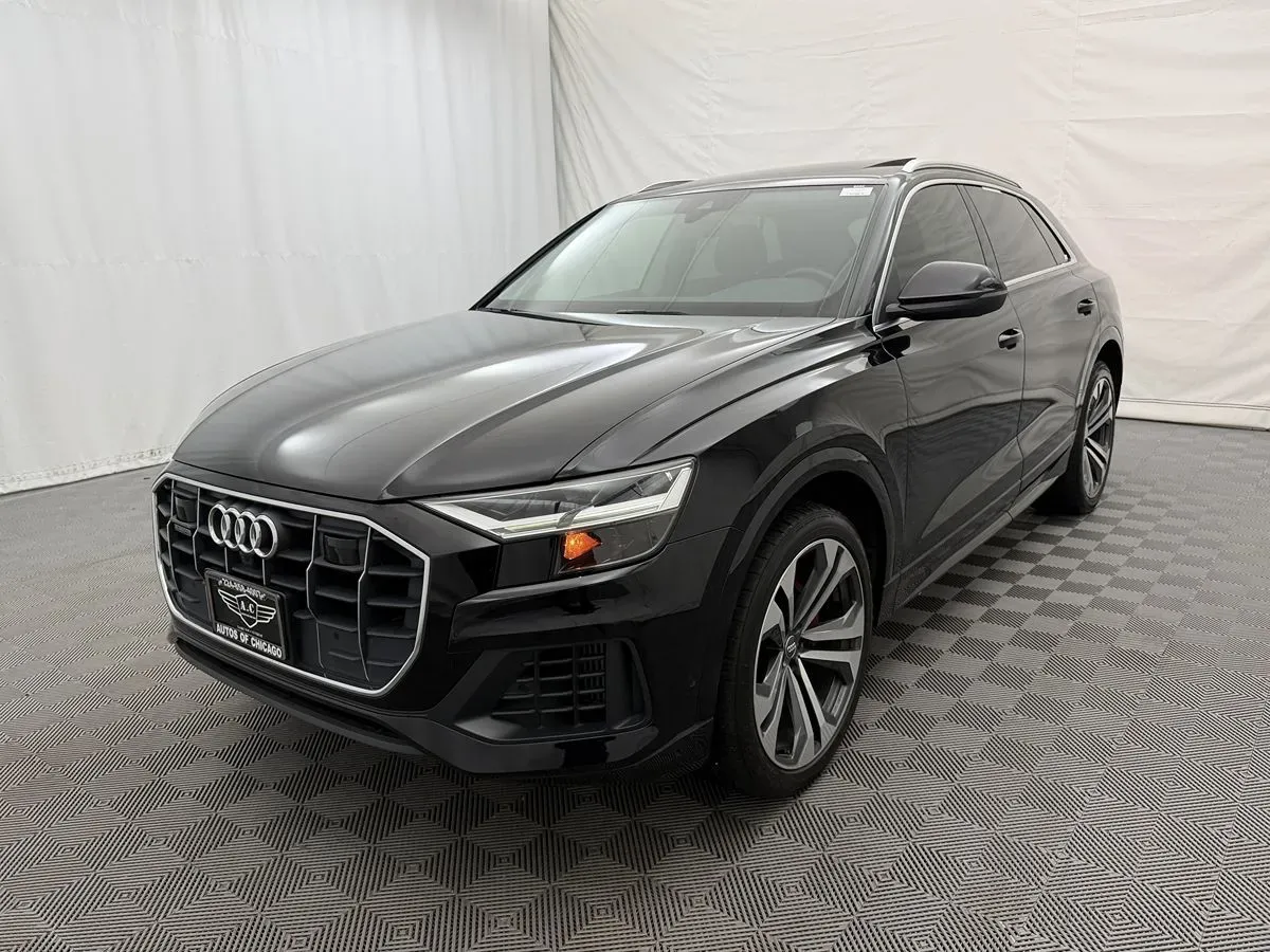 Audi Q8 photo 2