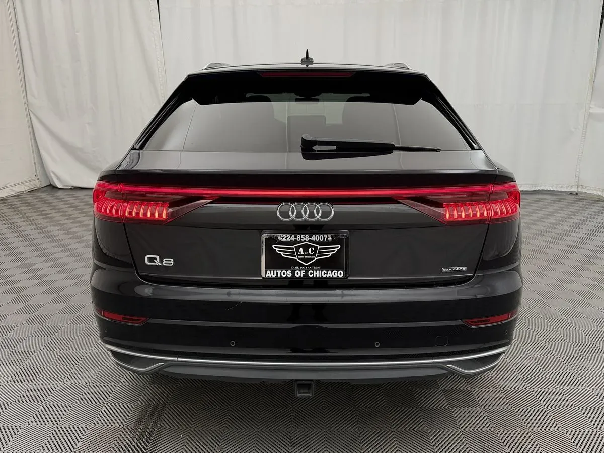 Audi Q8 photo 6