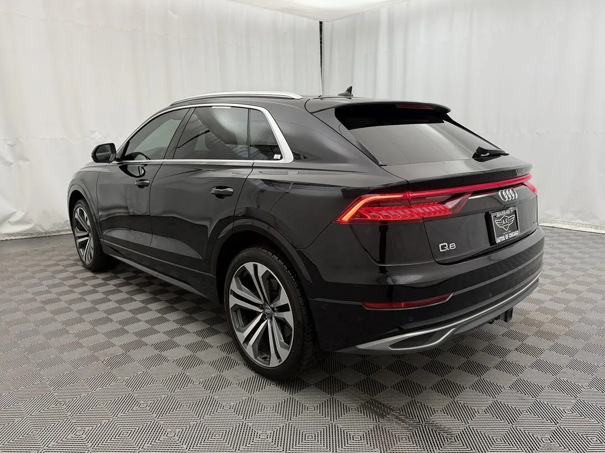 Audi Q8 photo 7