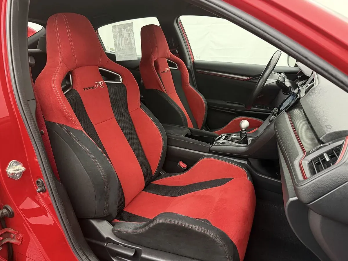 Honda Civic Type R photo 30