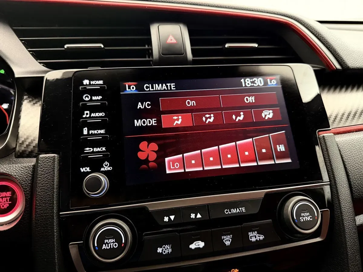 Honda Civic Type R photo 22