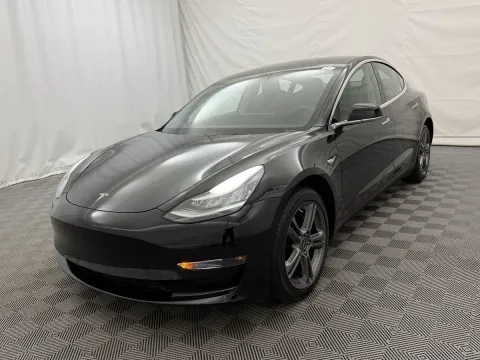 Photos of 2019 Tesla Model 3 Long Range for sale in Arlington Heights, IL at Autos of Chicago