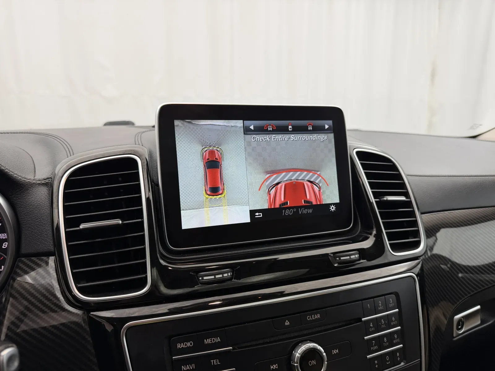 Mercedes-Benz GLE photo 30