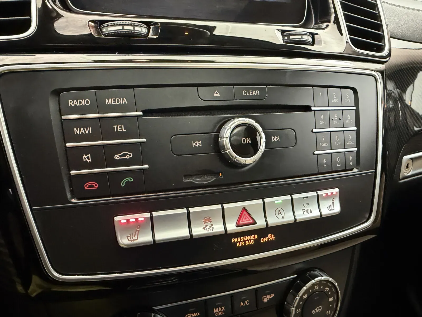 Mercedes-Benz GLE photo 35