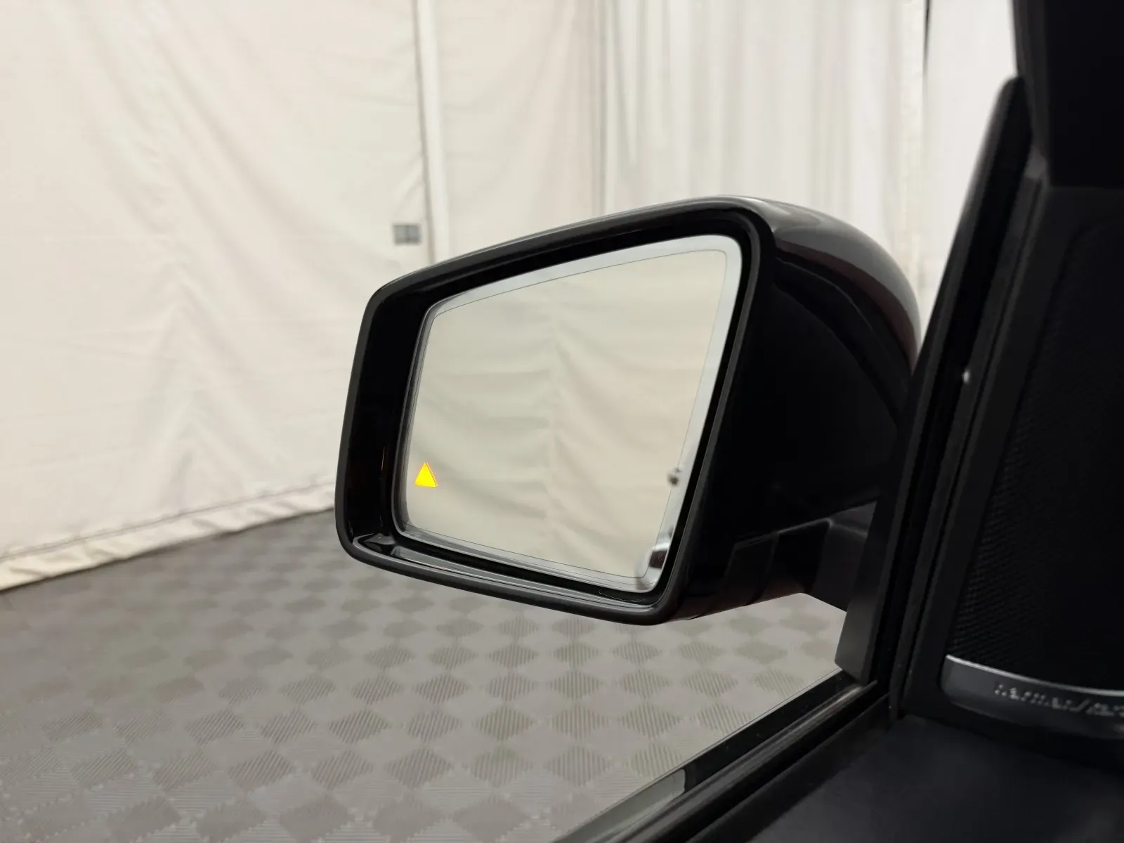 Mercedes-Benz GLE photo 17