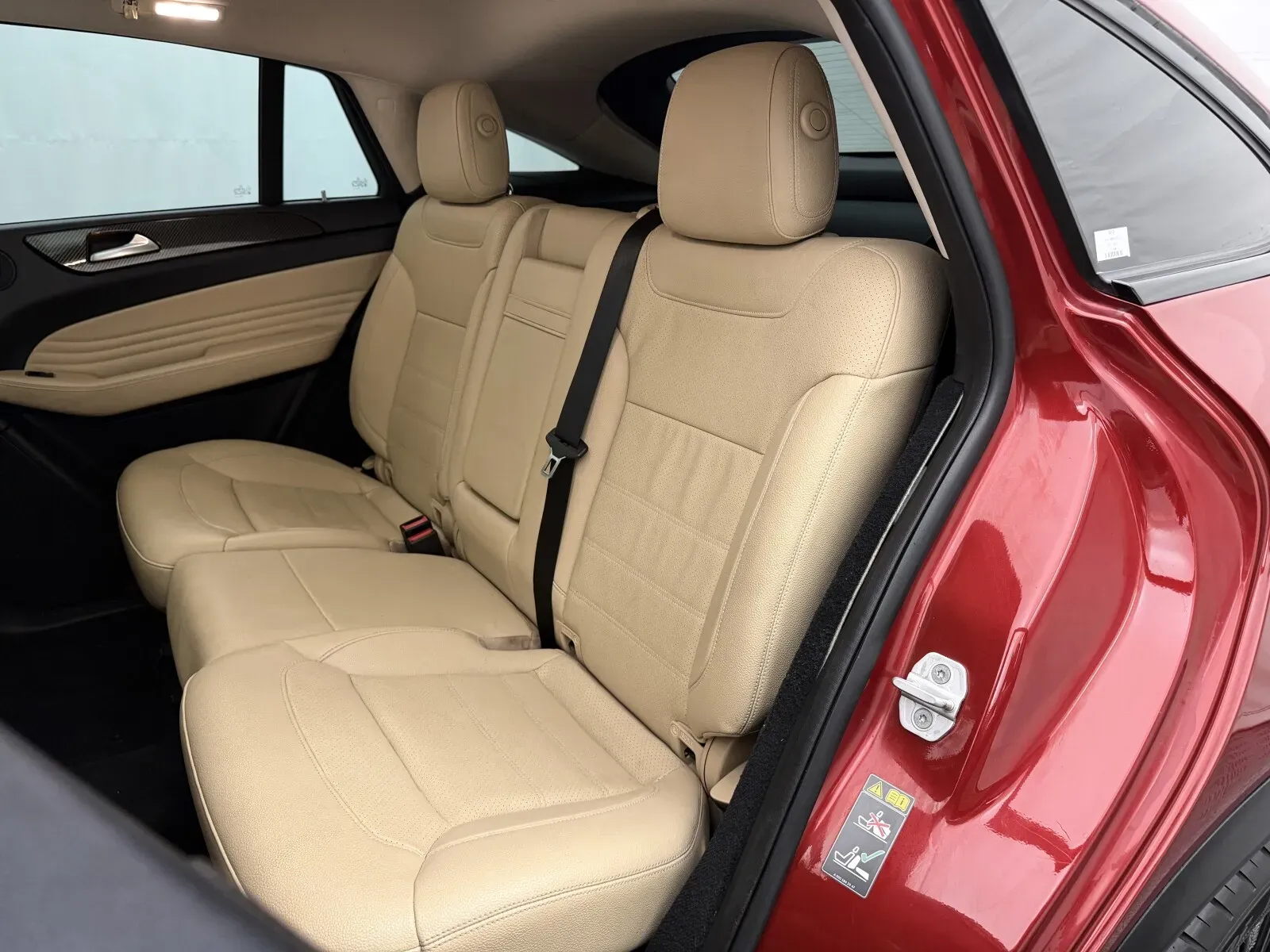 Mercedes-Benz GLE photo 39