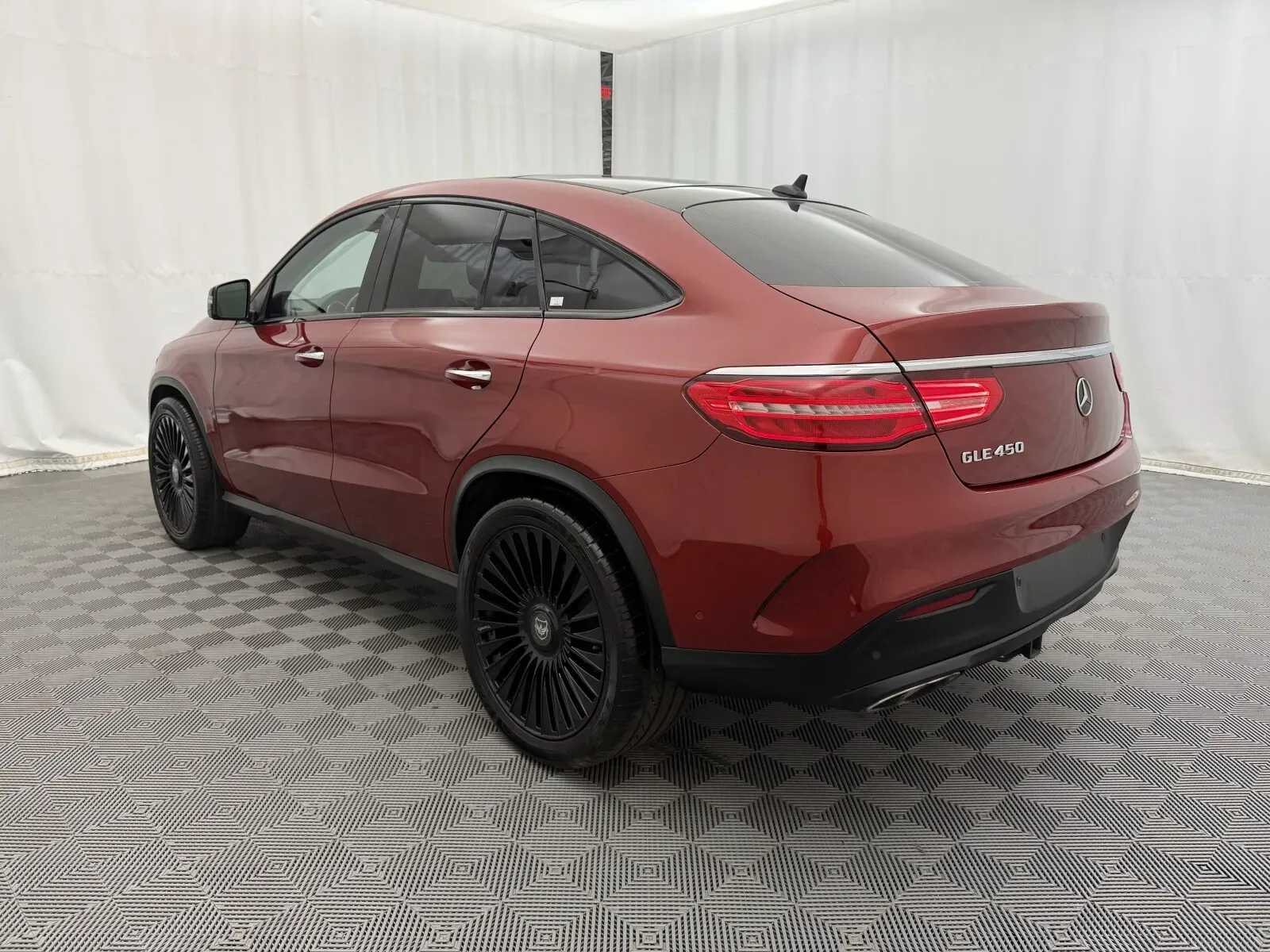 Mercedes-Benz GLE photo 7