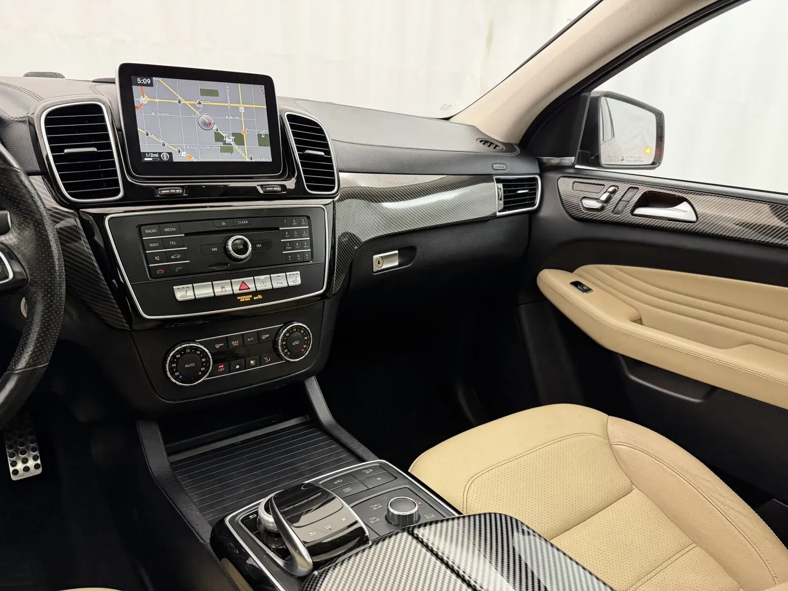 Mercedes-Benz GLE photo 19