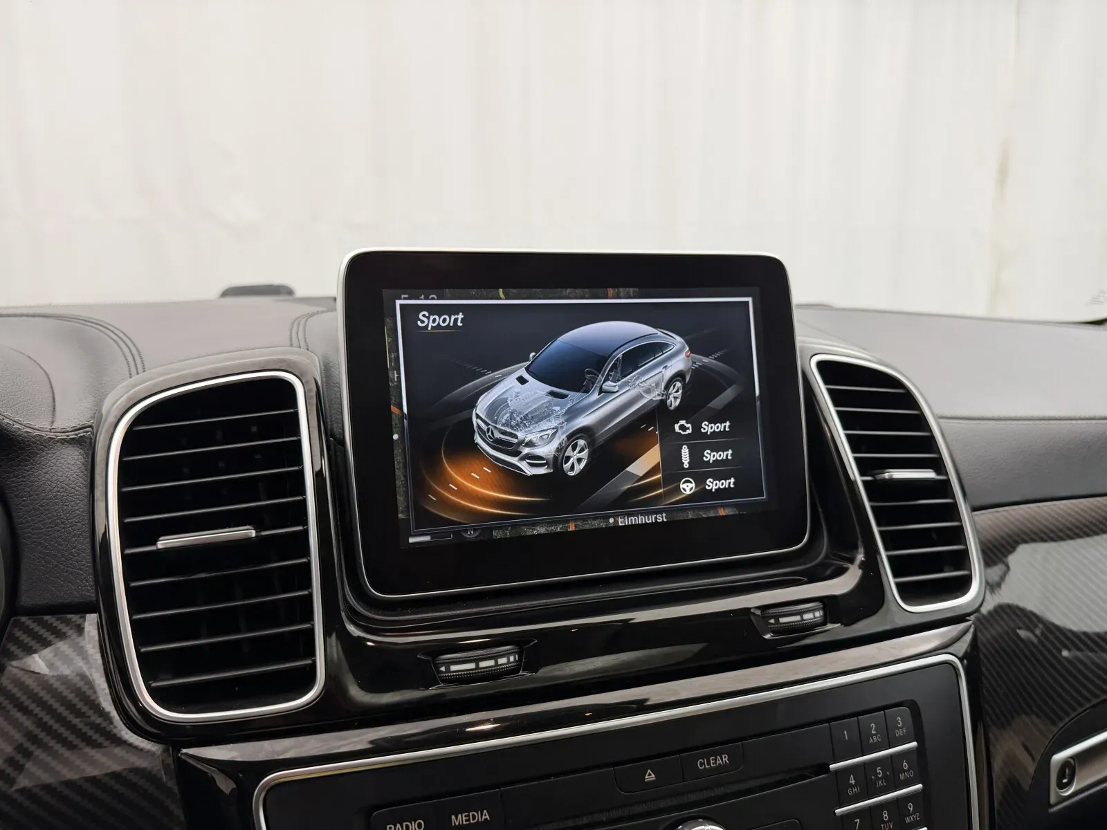 Mercedes-Benz GLE photo 22
