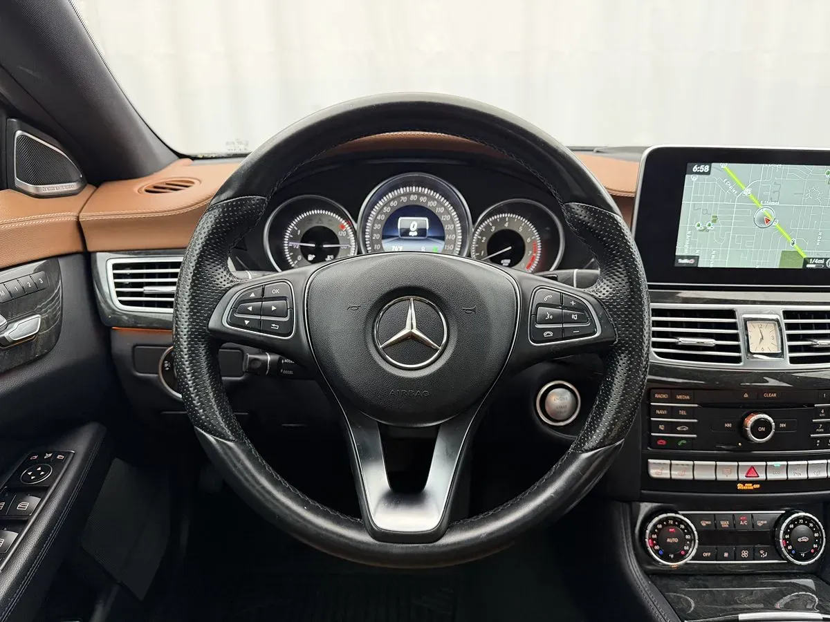 Mercedes-Benz CLS-Class photo 11