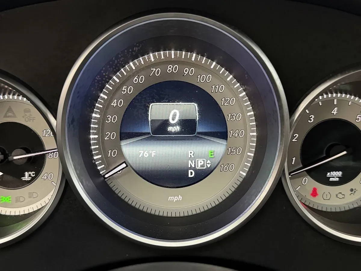 Mercedes-Benz CLS-Class photo 14