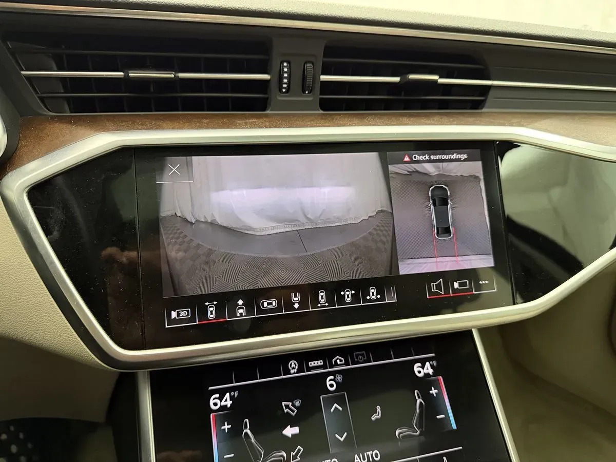 Audi A6 photo 23